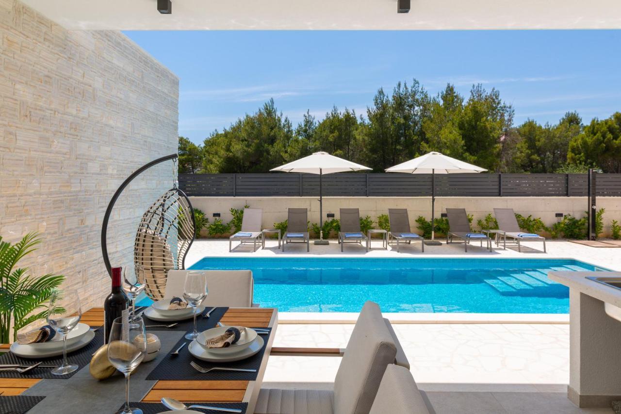 Villa Dm